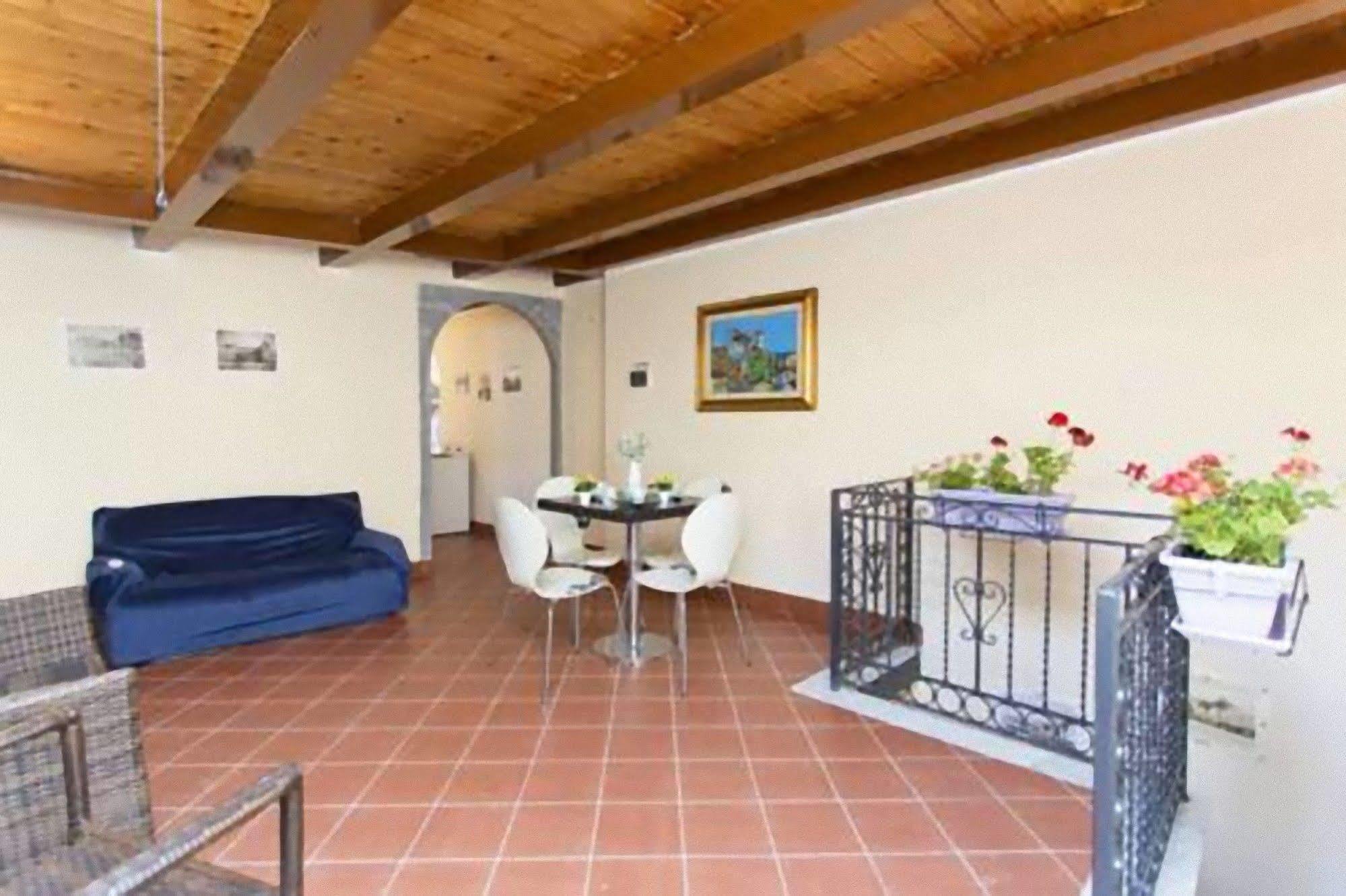Palermo Centro Zoe Bed & Breakfast Exterior photo