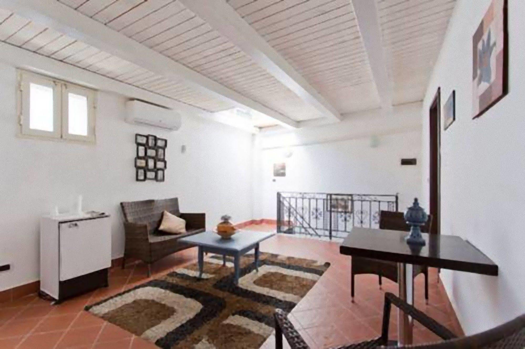 Palermo Centro Zoe Bed & Breakfast Exterior photo